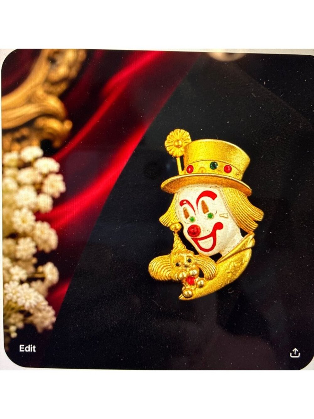 Vintage Danecraft Clown Brooch Dog Enamel Rhinestone Gold Tone Figural Pin - Picture 5 of 7